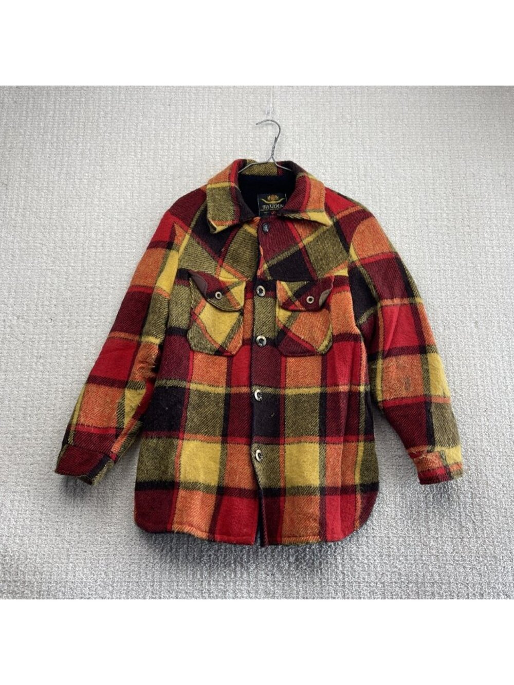 VTG 70s Famous Leather Garments Canada Flannel Plaid Shirt Fleece Lined Read